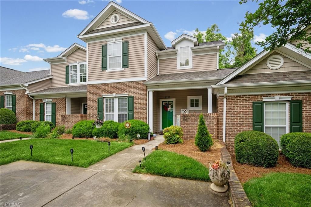 5757 Fox Ridge Lane, Winston-salem, NC 27104