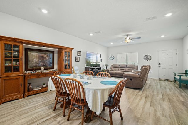 80 Woodsorrel Street, Freeport, FL 32439