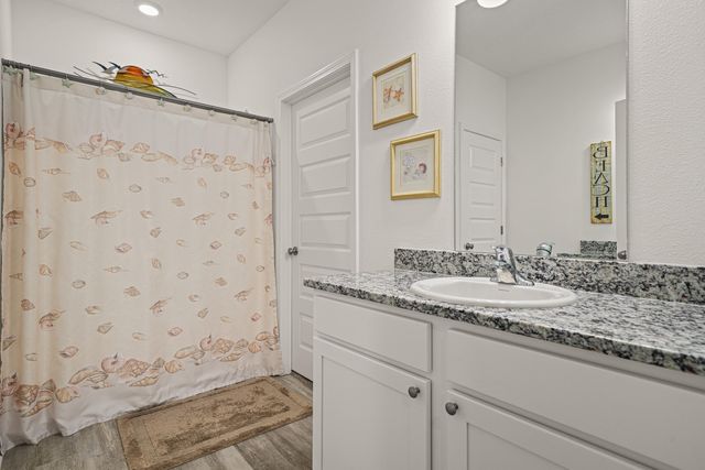 80 Woodsorrel Street, Freeport, FL 32439