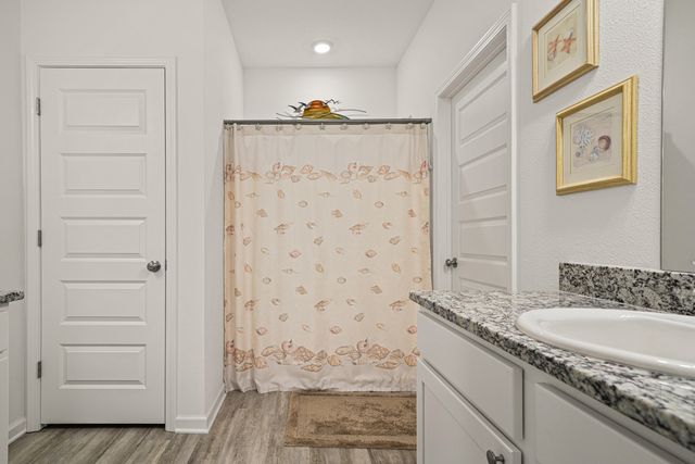 80 Woodsorrel Street, Freeport, FL 32439