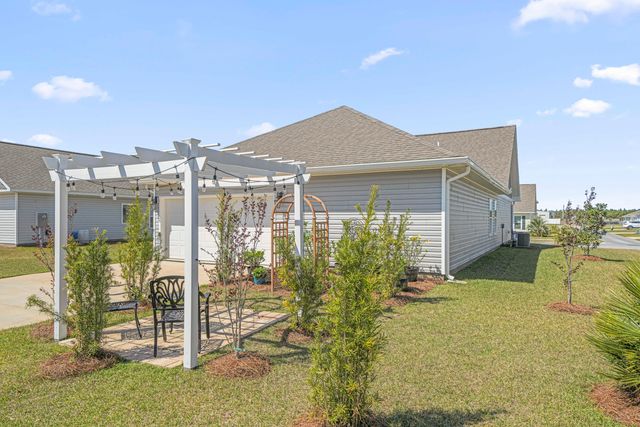 80 Woodsorrel Street, Freeport, FL 32439