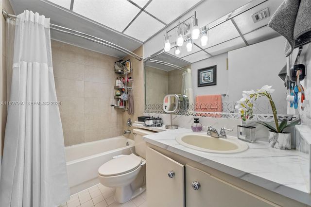 8120 Geneva Ct 148, Doral, FL 33166