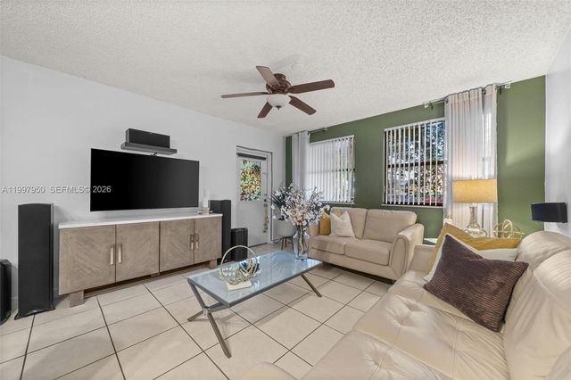 8120 Geneva Ct 148, Doral, FL 33166