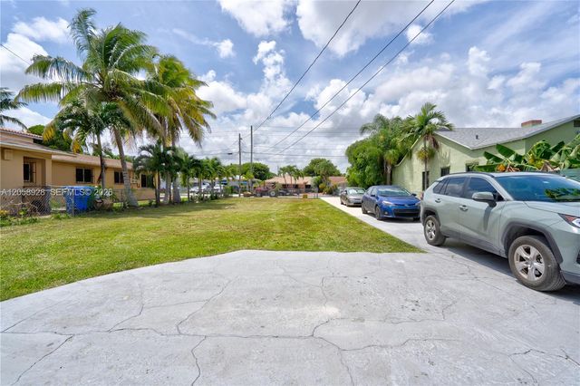 227 SW 30th Avenue B, Miami, FL 33135