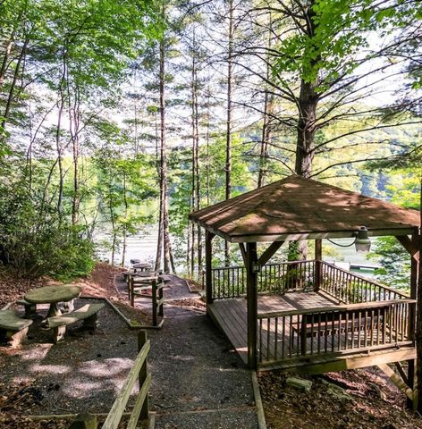769 Indian Lake Road, Topton, NC 28781