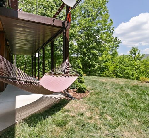769 Indian Lake Road, Topton, NC 28781