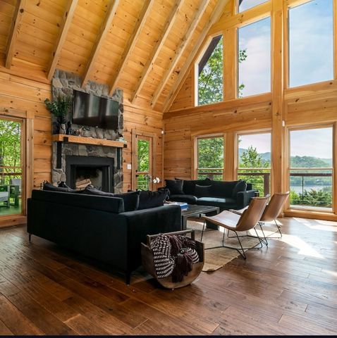 769 Indian Lake Road, Topton, NC 28781