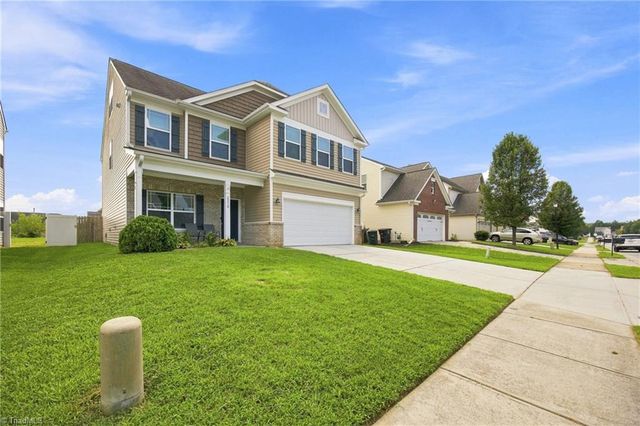 2310 Wise Owl Drive, Mcleansville, NC 27301
