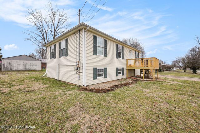 242 Kimberly Dr, Mt Washington, KY 40047