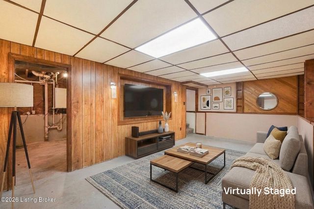 242 Kimberly Dr, Mt Washington, KY 40047