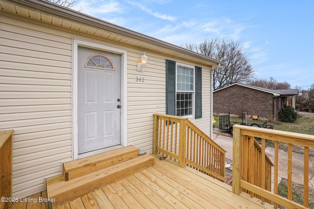 242 Kimberly Dr, Mt Washington, KY 40047