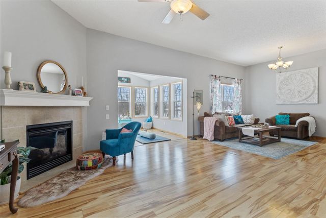 11149 76th Lane NE, Albertville, MN 55301