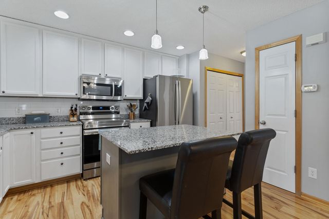 11149 76th Lane NE, Albertville, MN 55301