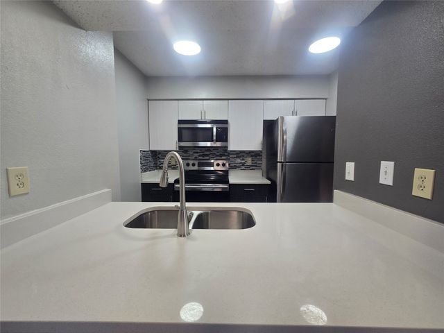 12484 Abrams Road 1624, Dallas, TX 75243
