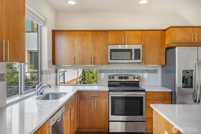 315 Chelan Avenue NE, Renton, WA 98059