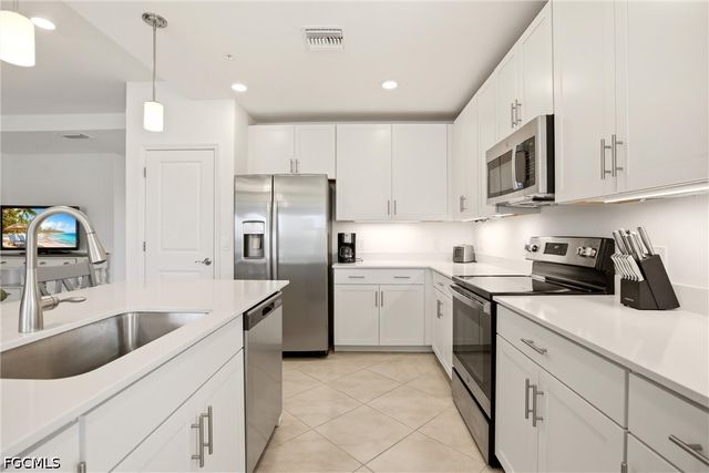 3751 Pebblebrook Ridge CT 101, Fort Myers, FL 33905
