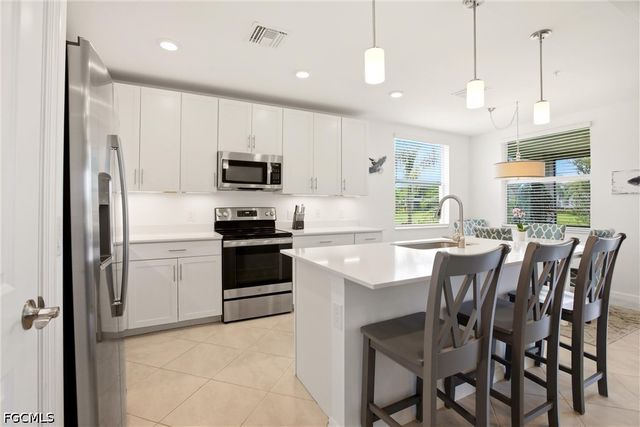 3751 Pebblebrook Ridge CT 101, Fort Myers, FL 33905
