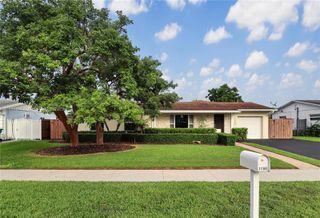 11560 SW 121st Ave, Miami, FL 33186