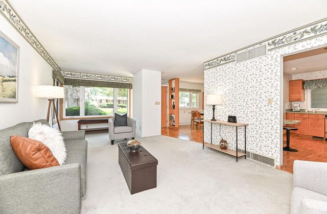 5309 Mansfield DRIVE, Greendale, WI 53129
