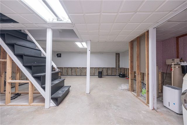 111 Leopard Rd, Connoquenessing Twp, PA 16033