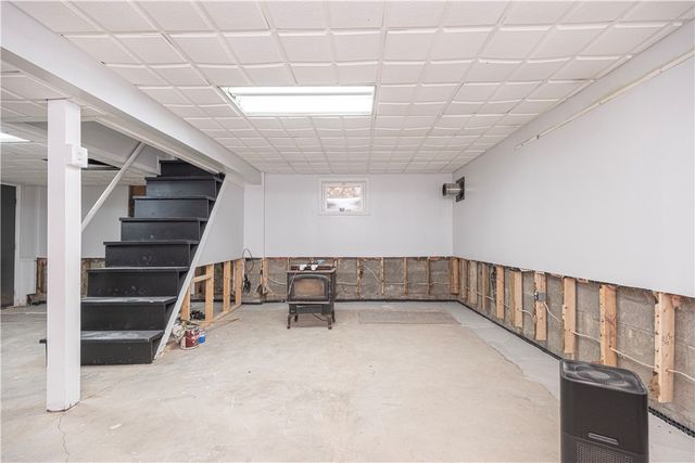 111 Leopard Rd, Connoquenessing Twp, PA 16033