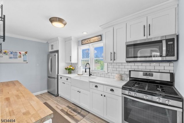 19 Boonton St, Dover Town, NJ 07801