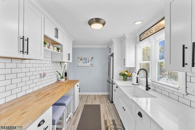 19 Boonton St, Dover Town, NJ 07801