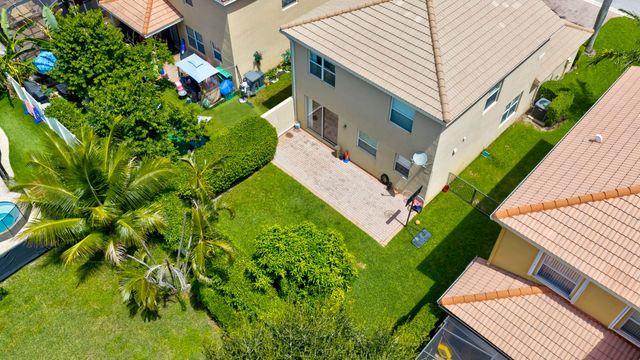 7630 Topiary Avenue, Boynton Beach, FL 33437