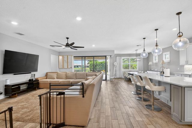 8433 Vaulting Drive, Lake Worth, FL 33467