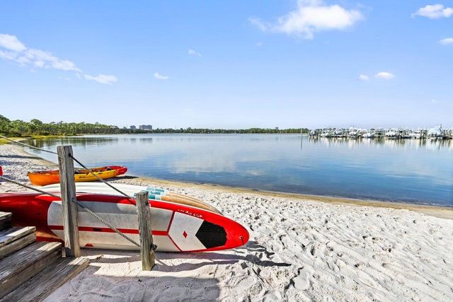 1976 Baytowne Loop, Miramar Beach, FL 32550