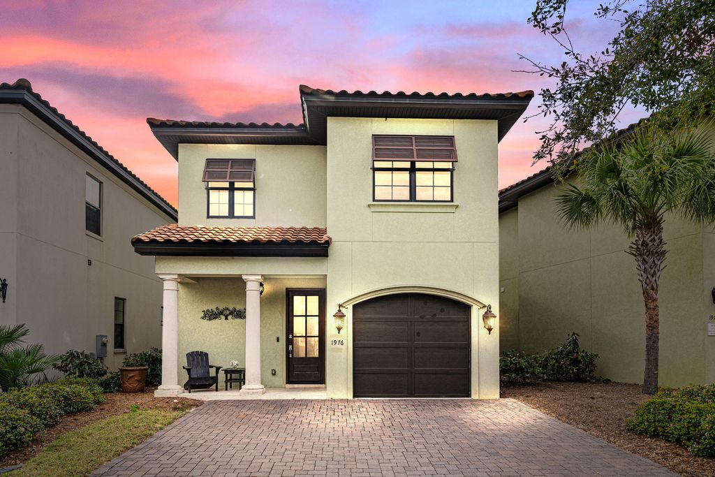 1976 Baytowne Loop, Miramar Beach, FL 32550