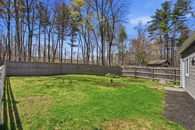 299 Clarke Road Ext, Sturbridge, MA 01518