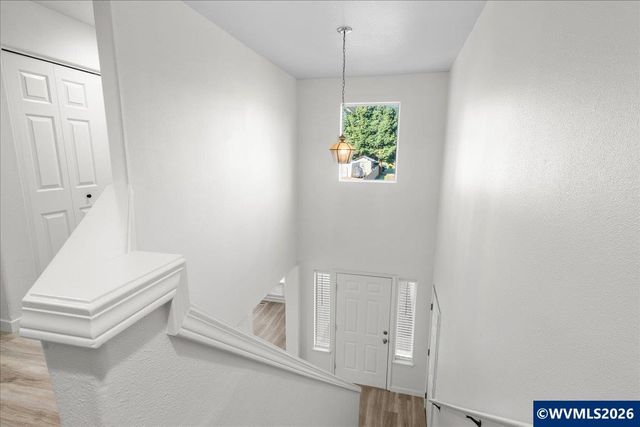 1196 Coventry Ct NW, Salem, OR 97304