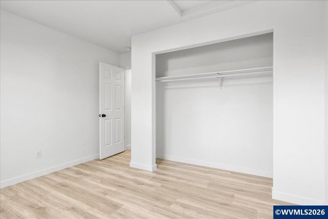 1196 Coventry Ct NW, Salem, OR 97304