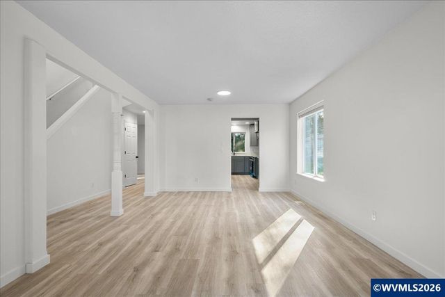 1196 Coventry Ct NW, Salem, OR 97304