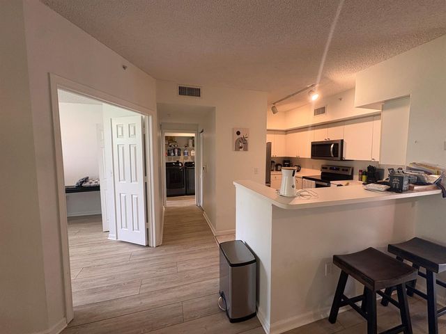 11790 Saint Andrews Place 207, Wellington, FL 33414