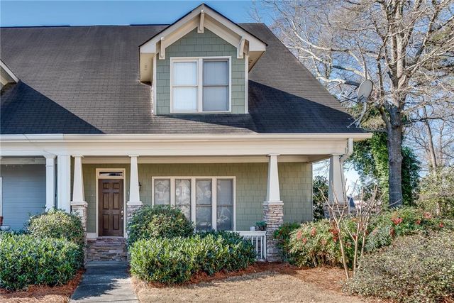 1387 Village Creek SE Circle, Atlanta, GA 30316