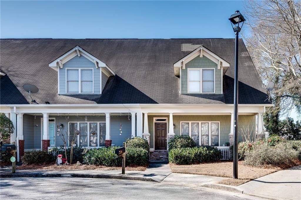1387 Village Creek SE Circle, Atlanta, GA 30316