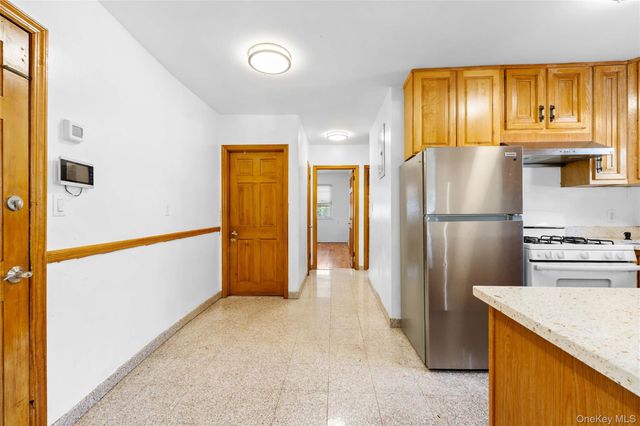 2535 Bayside Lane, Flushing, NY 11358