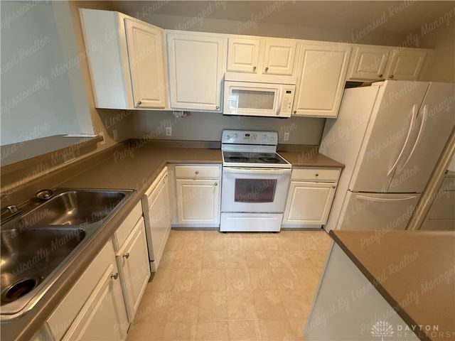 3127 Alexander Place 205, Beavercreek, OH 45431