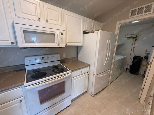 3127 Alexander Place 205, Beavercreek, OH 45431