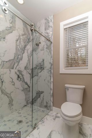 229 Little Brook Drive, Woodstock, GA 30188