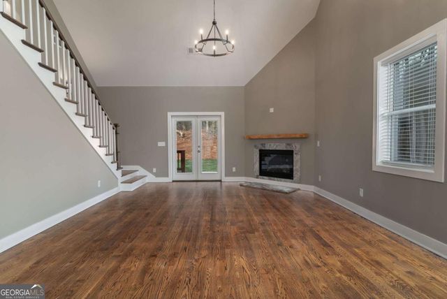 229 Little Brook Drive, Woodstock, GA 30188