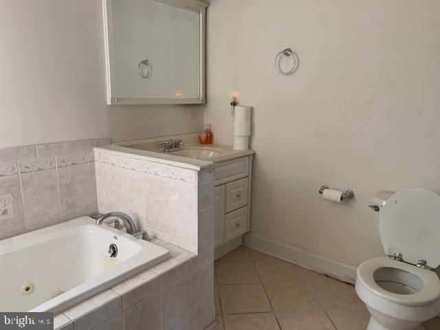 1900 MONUMENTAL RD, Baltimore, MD 21222