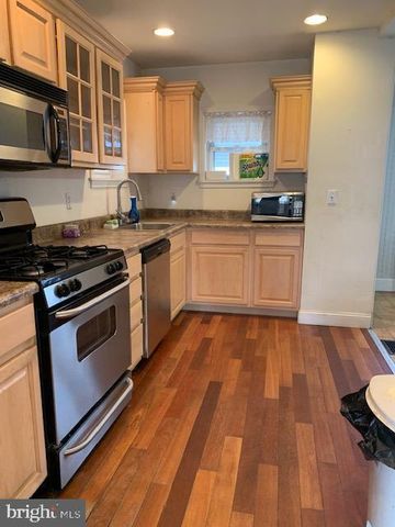 1900 MONUMENTAL RD, Baltimore, MD 21222