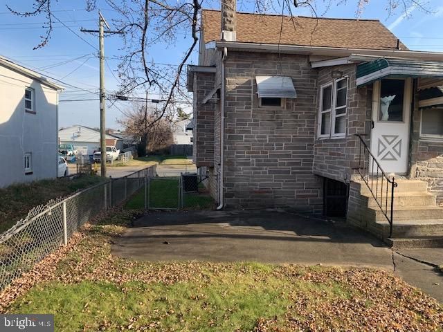 1900 MONUMENTAL RD, Baltimore, MD 21222