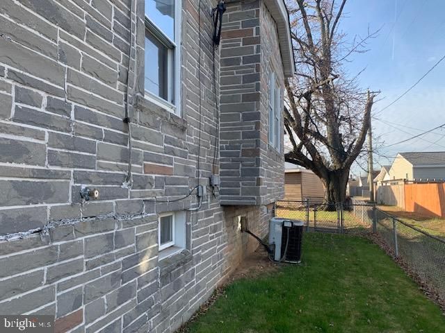 1900 MONUMENTAL RD, Baltimore, MD 21222