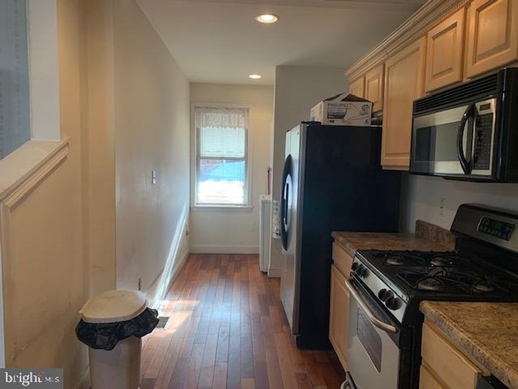 Image 14 of property listing at 1900 MONUMENTAL RD, Baltimore, MD 21222