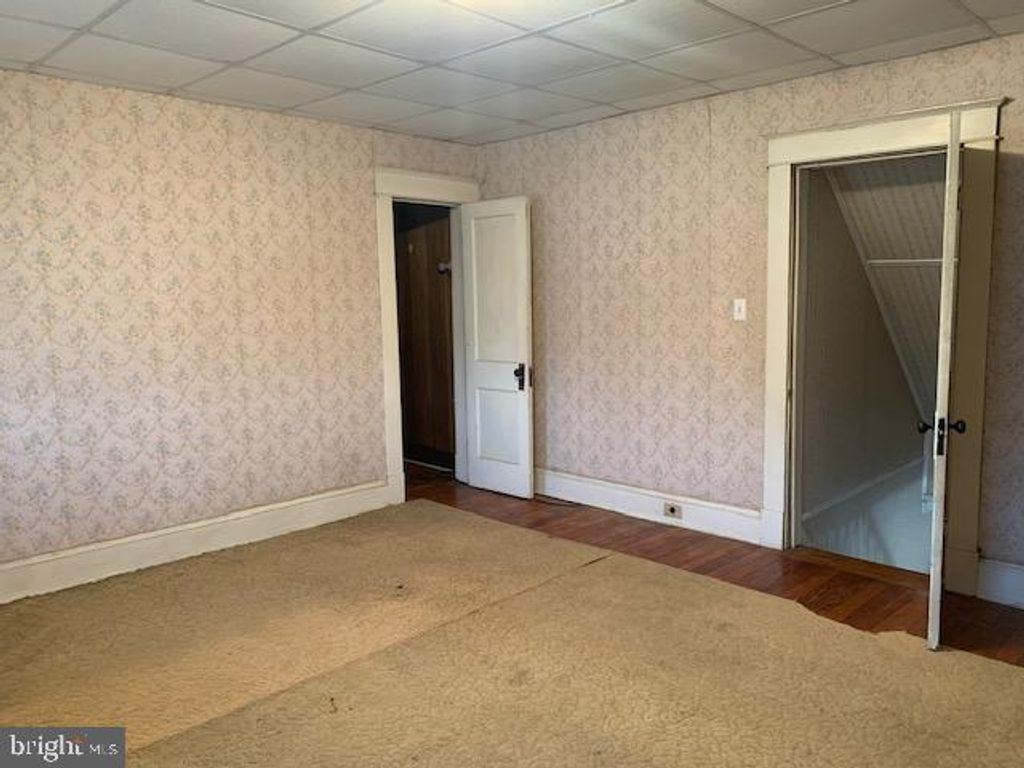 Image 19 of property listing at 1900 MONUMENTAL RD, Baltimore, MD 21222