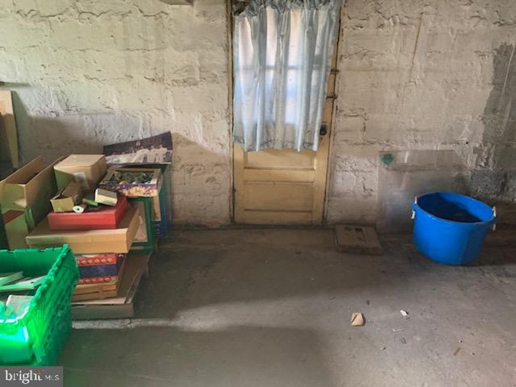 Image 21 of property listing at 1900 MONUMENTAL RD, Baltimore, MD 21222